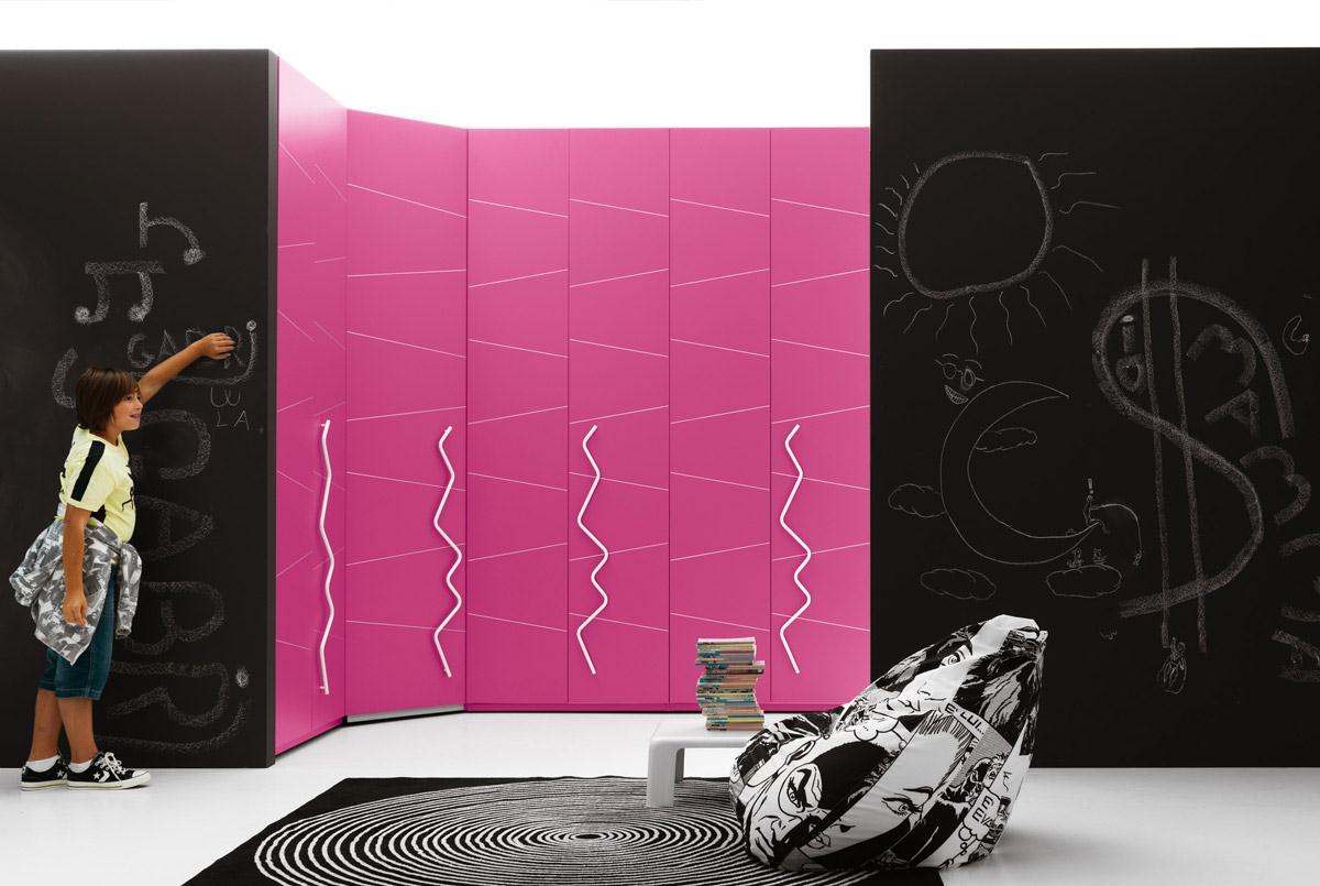 Plafoniera Per Cameretta Bimba : Camerette fucsia. free home cameretta with top